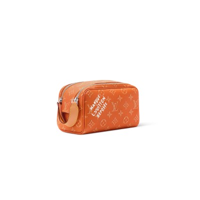 LOUIS VUITTON MINI DOPP KIT M26873 (20*13*12cm)
